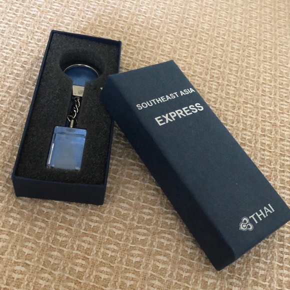 Vintage Collectible Southeast Asia Express airline glass etched keychain - Picture 1 of 14